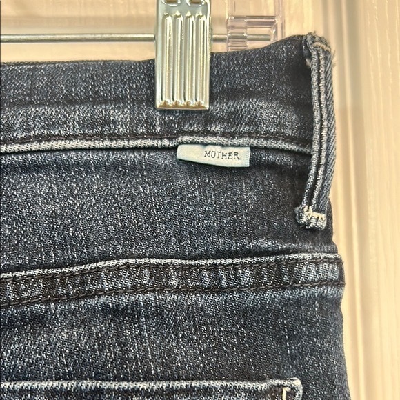 MOTHER jeans weekender fray size 28 - Picture 5 of 5